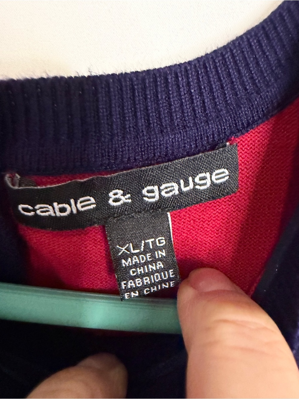 3/$20 Cable & Gauge Navy Blue, Red & White Striped Lightweight Sweater Size XL - Picture 3 of 5